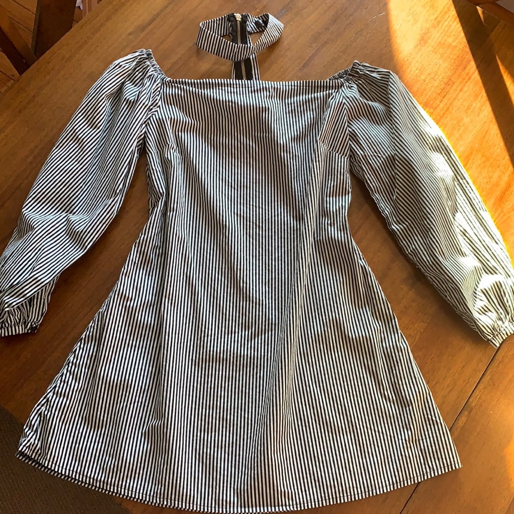 Misguided choker style mini dress Size 4
